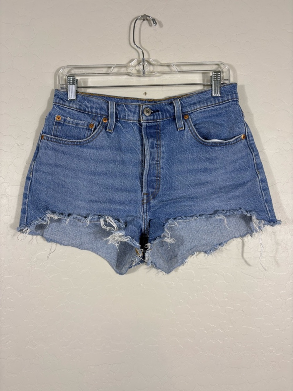 Levis 501 Jean Shorts Button fly Regular Wash Size 29 L Frayed Hem‎
